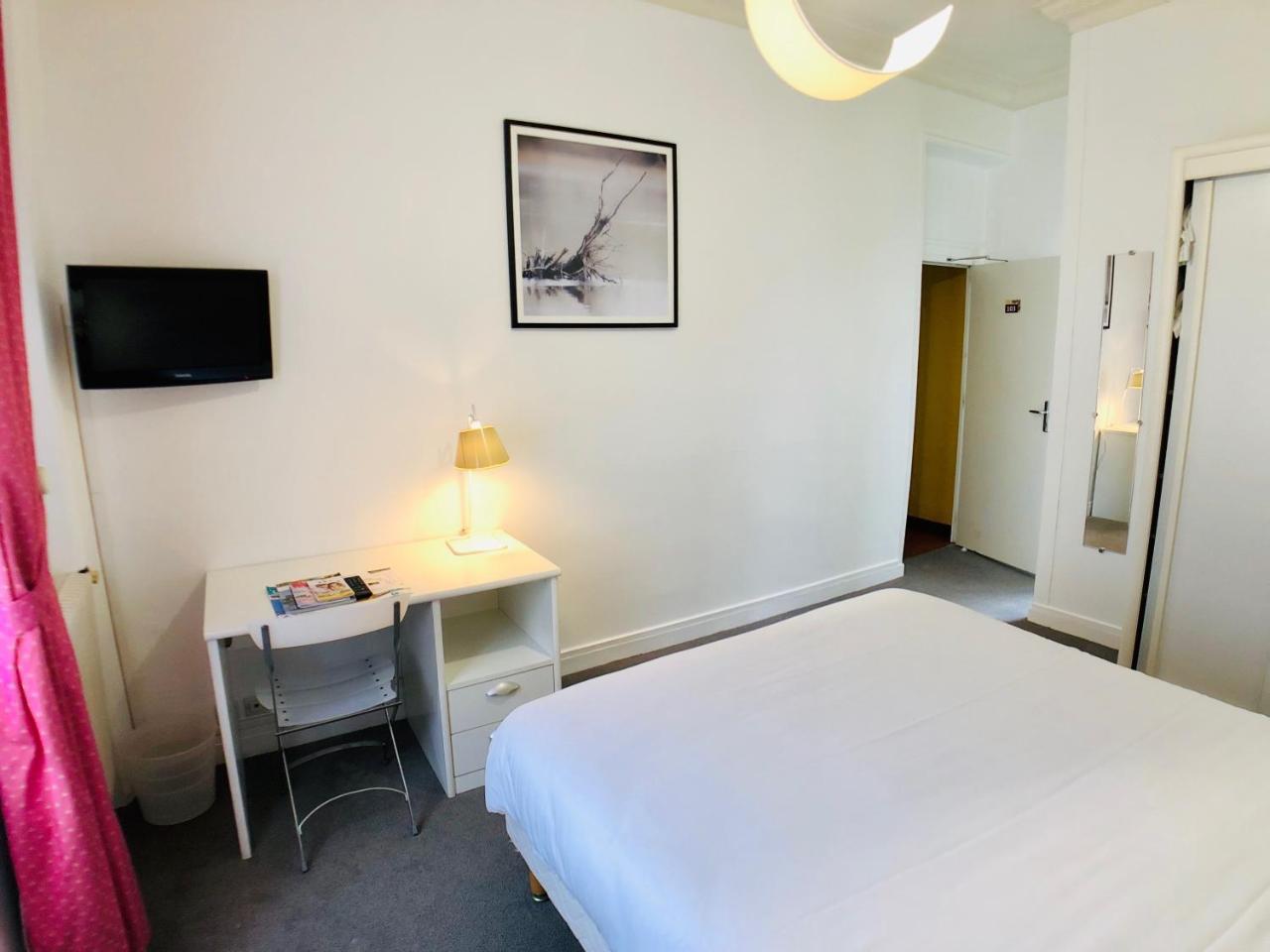 Cit'Hotel Le Volney Saumur Εξωτερικό φωτογραφία