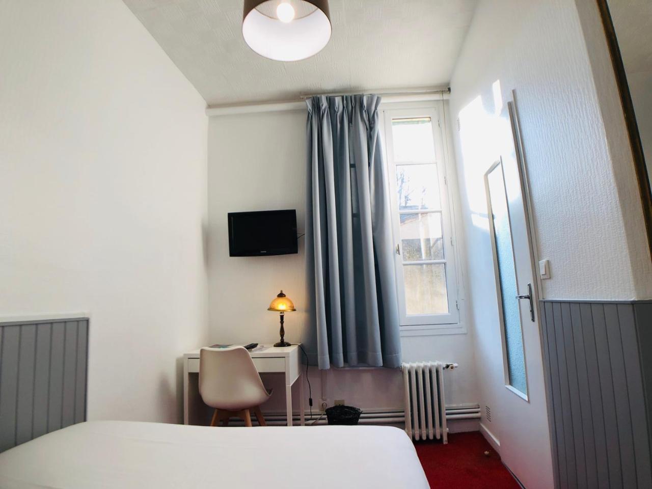 Cit'Hotel Le Volney Saumur Εξωτερικό φωτογραφία