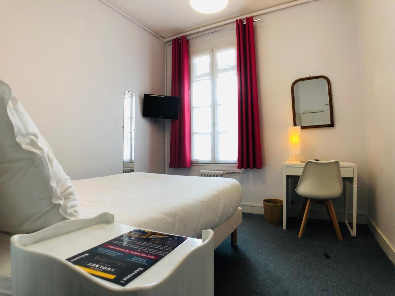 Cit'Hotel Le Volney Saumur Εξωτερικό φωτογραφία