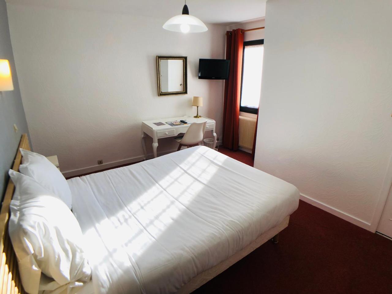 Cit'Hotel Le Volney Saumur Εξωτερικό φωτογραφία