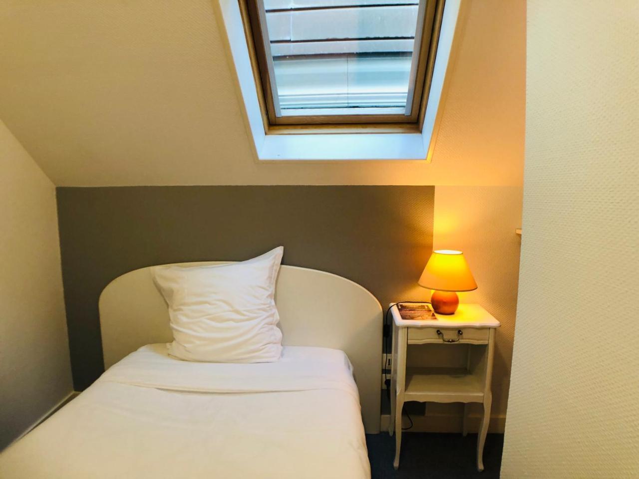 Cit'Hotel Le Volney Saumur Εξωτερικό φωτογραφία