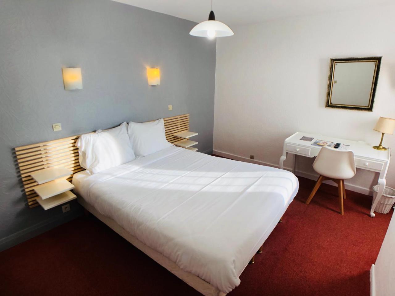 Cit'Hotel Le Volney Saumur Εξωτερικό φωτογραφία