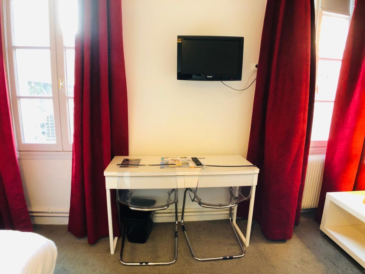 Cit'Hotel Le Volney Saumur Εξωτερικό φωτογραφία